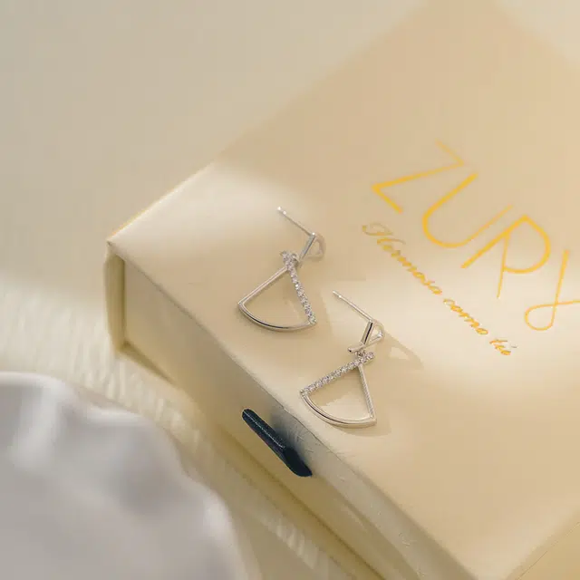 ZURY S925