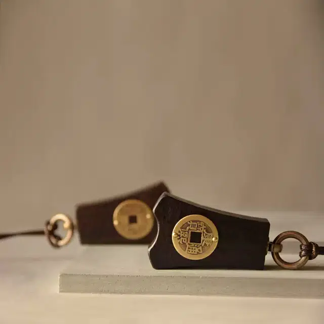 【顺风顺水人财旺】 睦珦 时来运转 八方来财 高级设计复古百搭铜钱吊坠#好运 黑檀 项链 男女同款情侣款