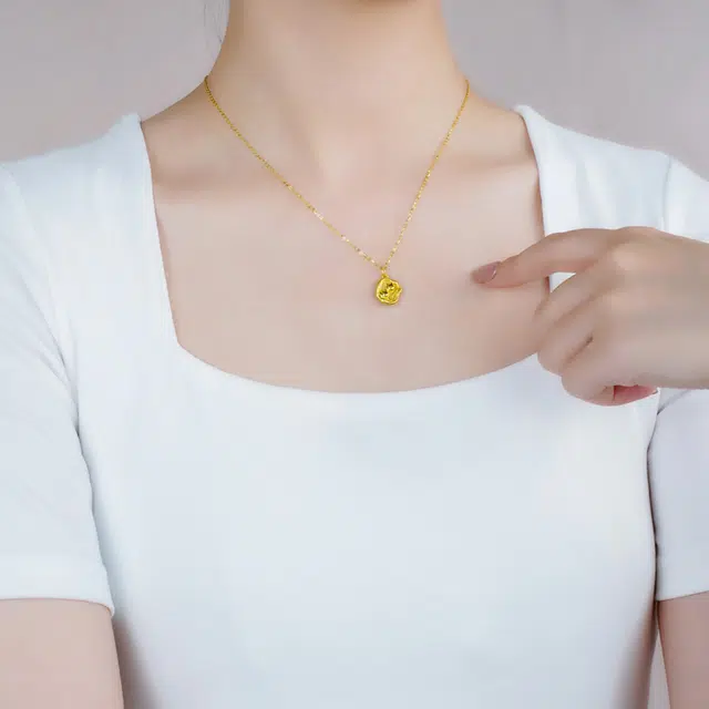999