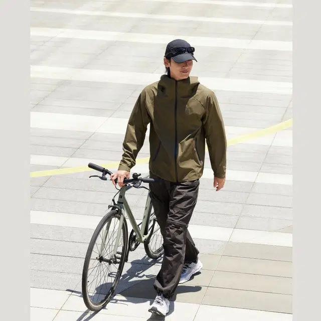 波司登 纯色机能单层软壳双头拉链防风防雨透气户外徒步露营登山服功能夹克外套 男女同款