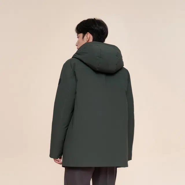波司登 连帽厚款保暖可拆卸内胆羽绒服 男款