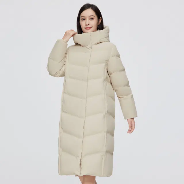 波司登 高端正品纯色常规长袖通勤羽绒服 女款