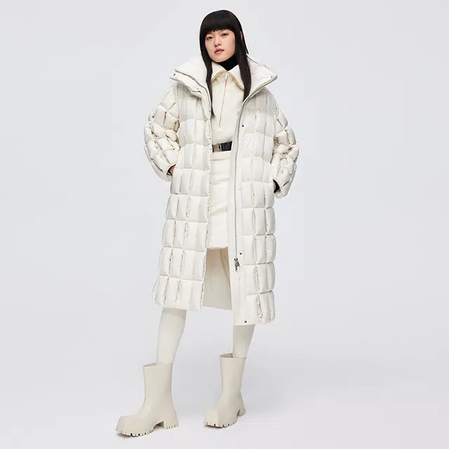 波司登 高定立领小廓形常规长袖羽绒服 女款
