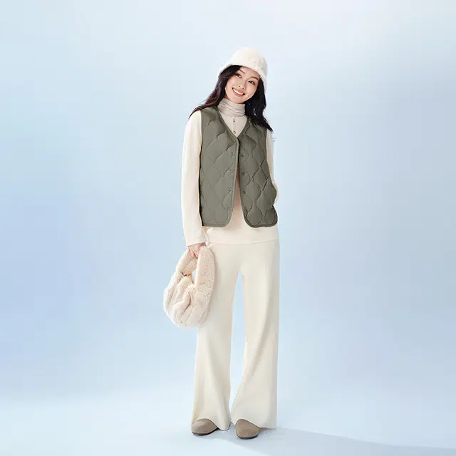 波司登 轻暖系列 纯色叠穿内胆短款保暖羽绒服 女款