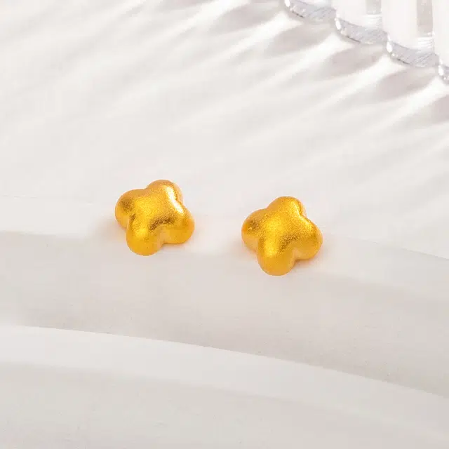 S925