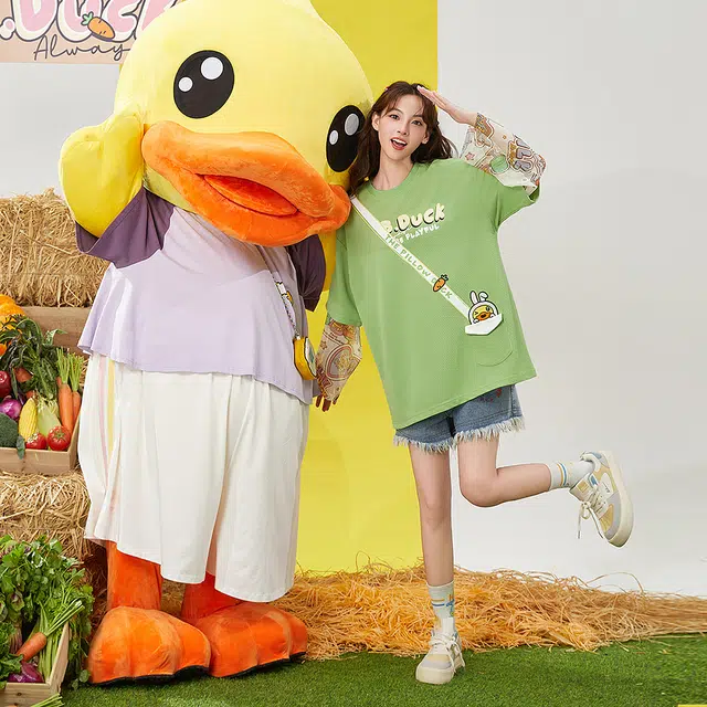 B.Duck T