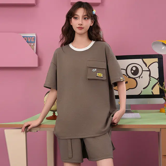 B.Duck T
