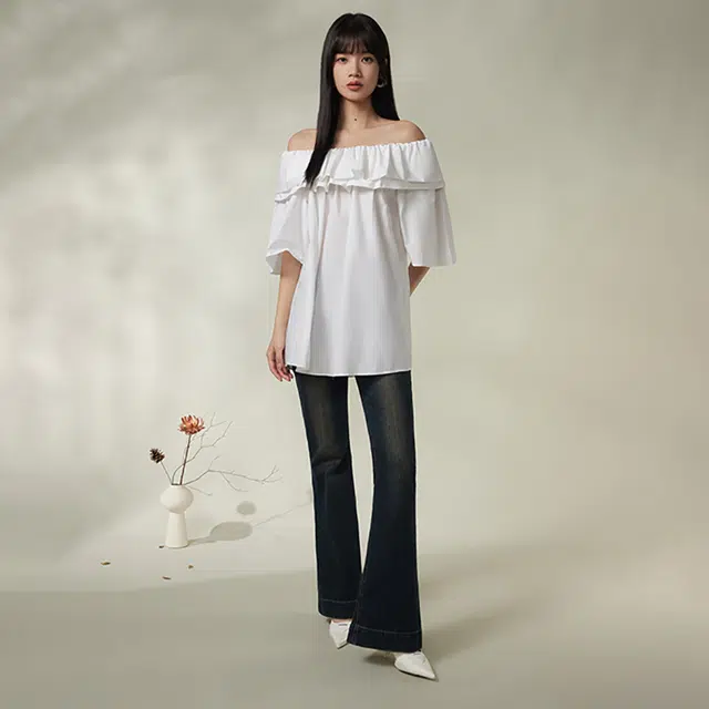 THE SEA LIFE T