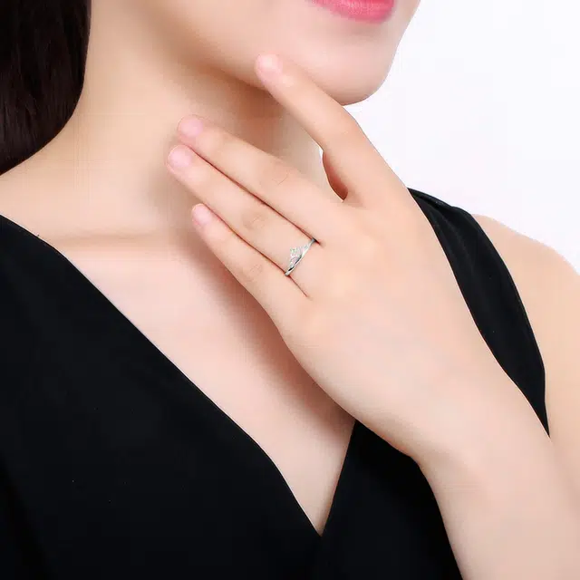 凤瑞麟 女王皇冠 铂金 戒指 女款
