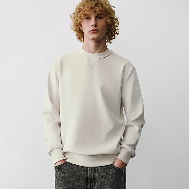 URBAN REVIVO UR