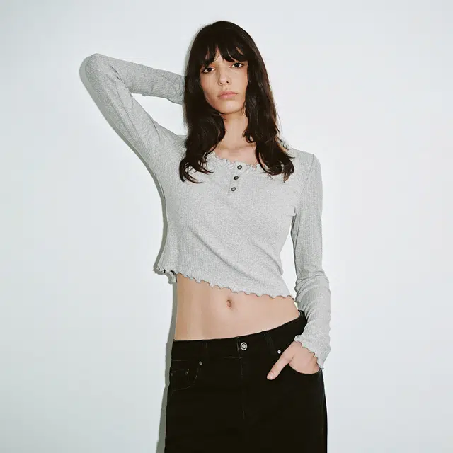 URBAN REVIVO Simple Casual Buttoned Long Sleeve T-Shirt