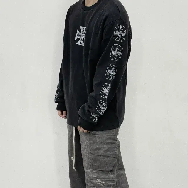 False Perception T