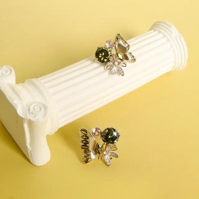 KEYS VIA
