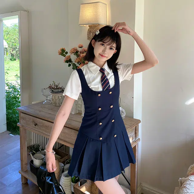 兔半眠 学院风纯色高腰百褶裙连衣裙制服套装 女款