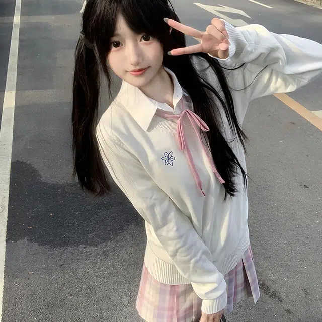 V
