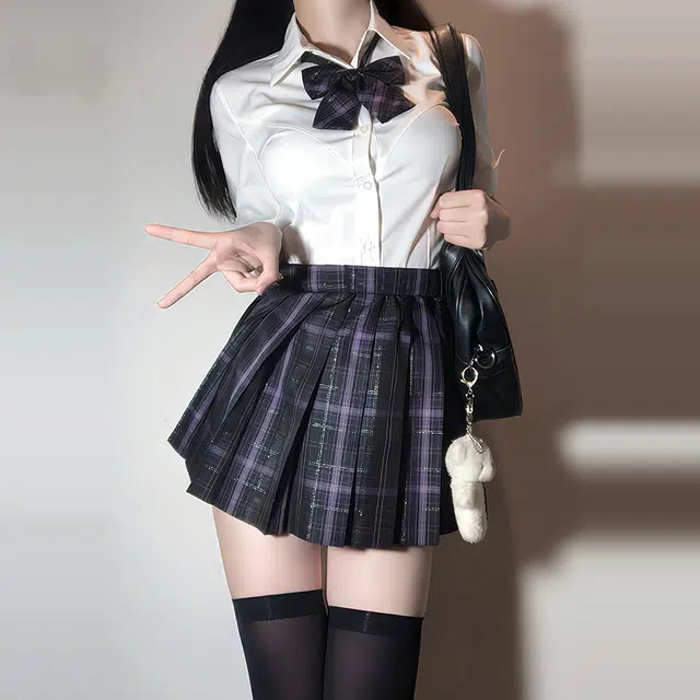兔半眠 纯色尖领短袖衬衫配领结格子半身短裙制服 女款