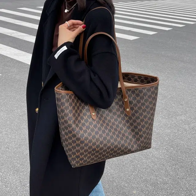PULUWIRR pu Tote