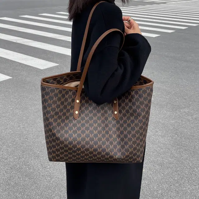PULUWIRR pu Tote