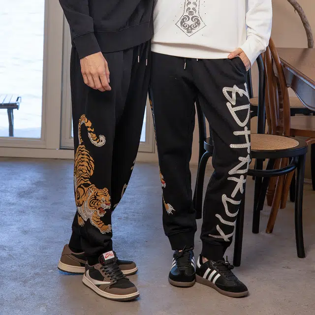 ED HARDY X Logo