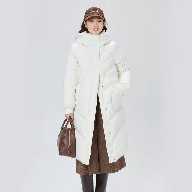 艾莱依 长款设计感绒线连帽收腰鸭绒纯色拉链羽绒服 女款