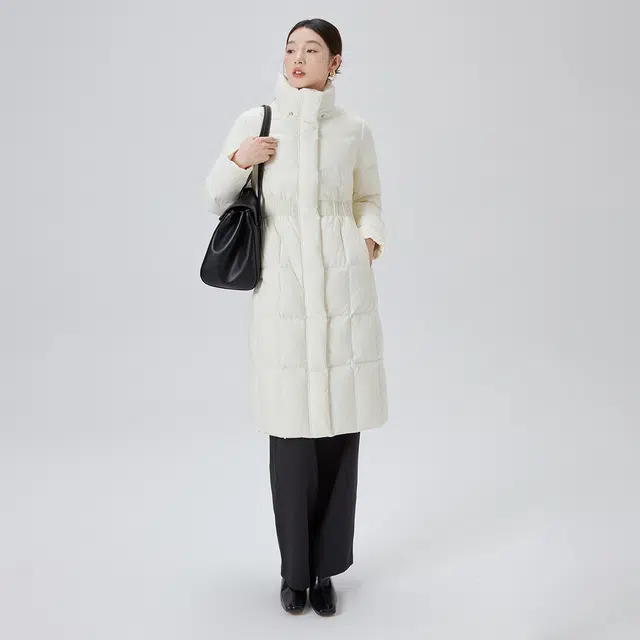 艾莱依 立领收腰舒适细腻柔和长款外套羽绒服 女款