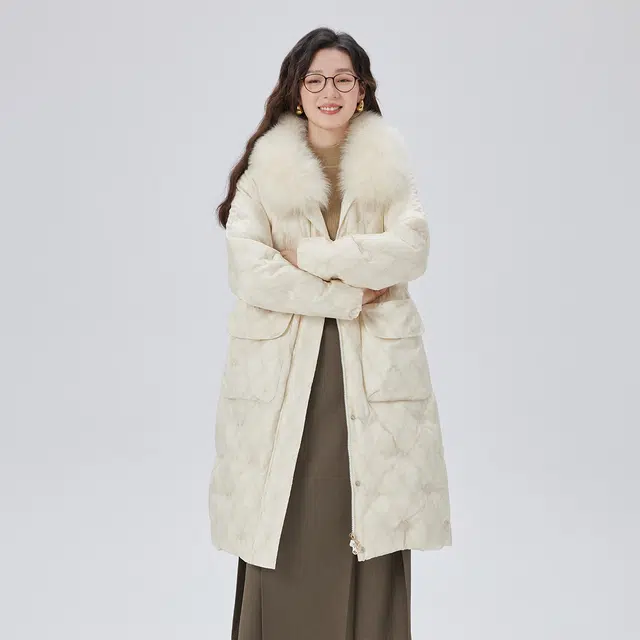 艾莱依 长款宽松纯色翻领羽绒服 女款