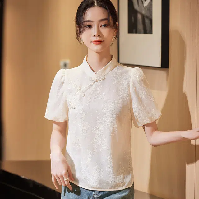 杭依阁 复古灯笼袖新中式盘扣设计泡泡袖立领短袖衬衫 女款 米色