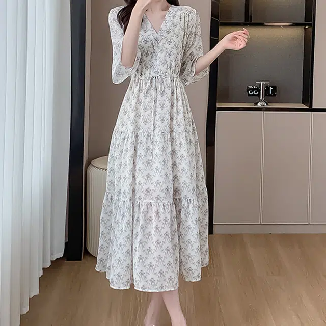 比利斯山羊 温柔风清爽喇叭袖减龄碎花雪纺短袖连衣裙 女款