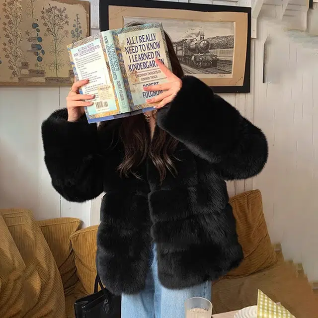 比利斯山羊 简约通勤时尚皮草外套 女款