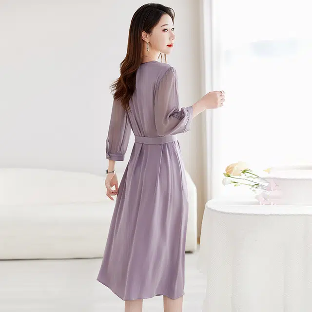 比利斯山羊 桑蚕丝轻奢气质优雅简约长袖连衣裙 女款