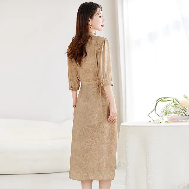 比利斯山羊 简约轻奢气质优雅纯色长袖连衣裙 女款