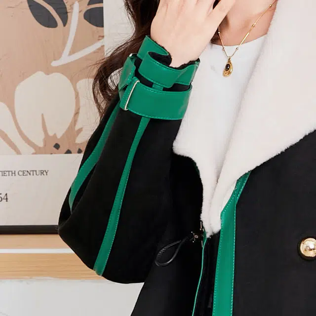 比利斯山羊 翻领撞色线条羊剪绒皮草 女款