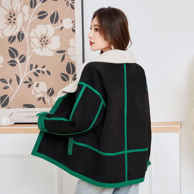 比利斯山羊 翻领撞色线条羊剪绒皮草 女款