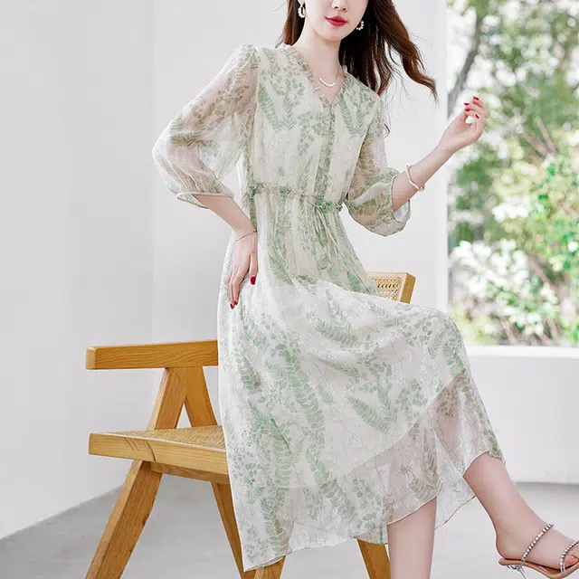 比利斯山羊 夏季桑蚕丝轻奢气质优雅碎花长袖连衣裙 女款