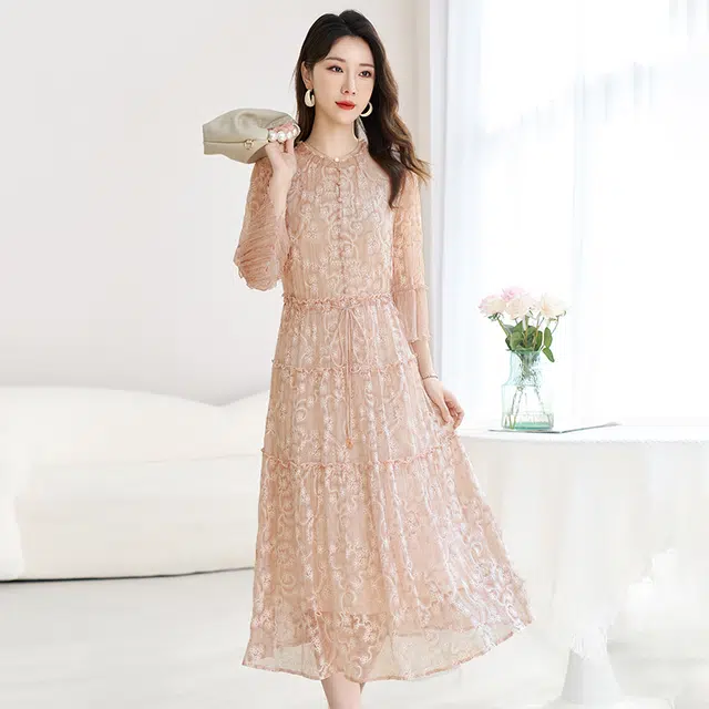 比利斯山羊 桑蚕丝轻奢气质优雅简约时尚长袖连衣裙 女款