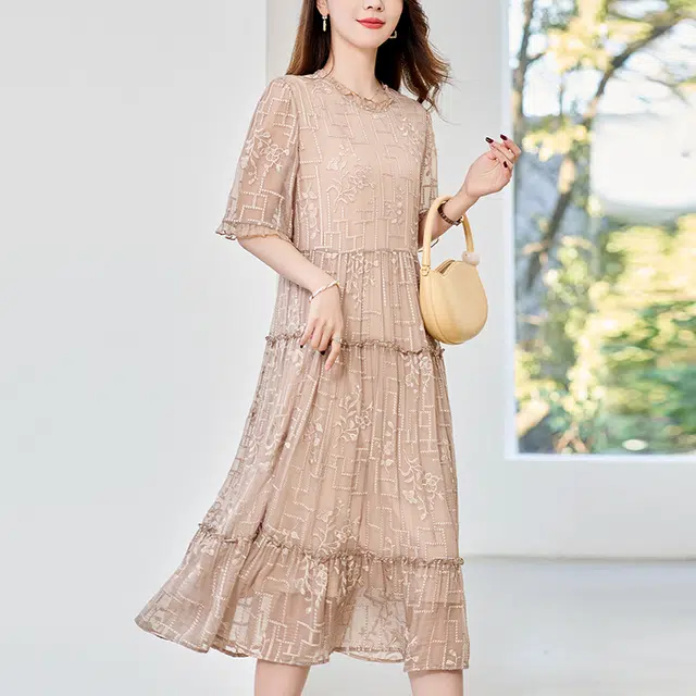 比利斯山羊 简约气质优雅甜美短袖连衣裙 女款