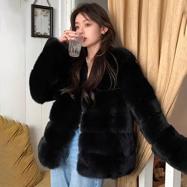 比利斯山羊 简约通勤时尚皮草外套 女款