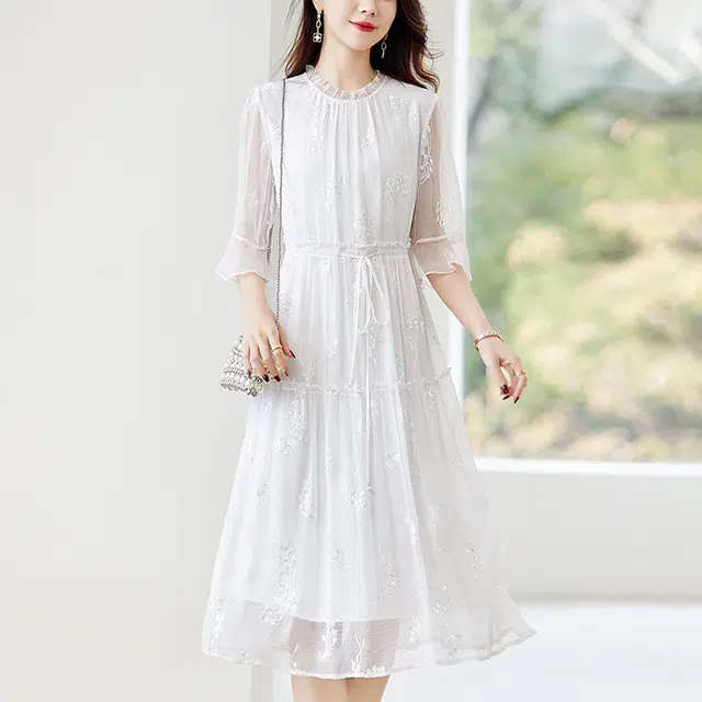 比利斯山羊 夏季桑蚕丝简约轻奢气质优雅长袖连衣裙 女款