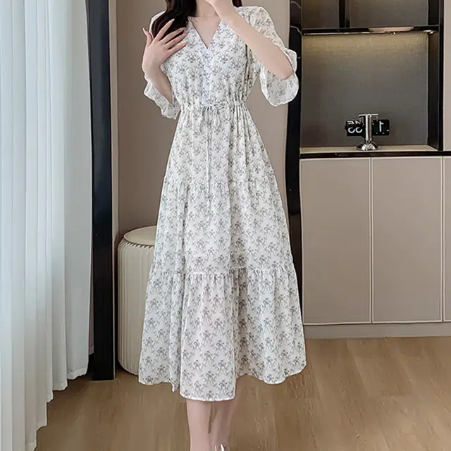 比利斯山羊 温柔风清爽喇叭袖减龄碎花雪纺短袖连衣裙 女款