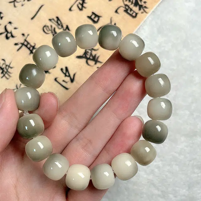 得笙陌 烟灰色绕指柔手盘渐变串珠手持念珠绿色 菩提根 手串 男女同款情侣款