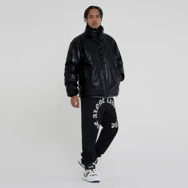 VLONE VLogo
