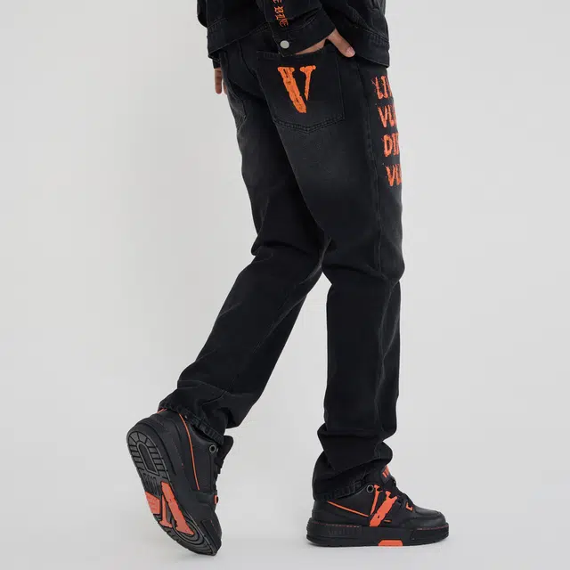 VLONE VLogo