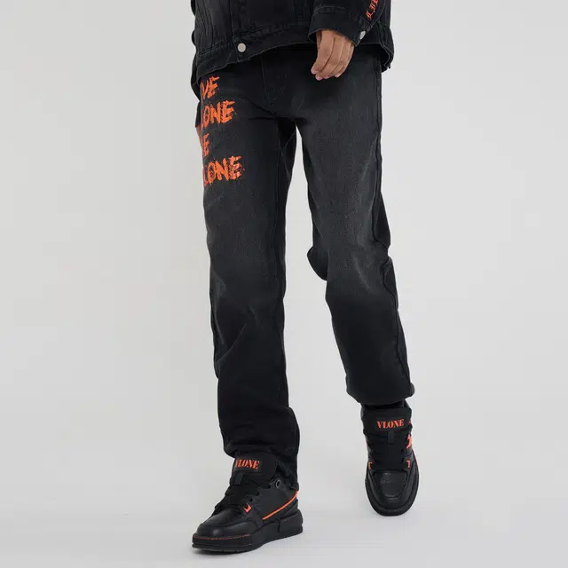 VLONE VLogo