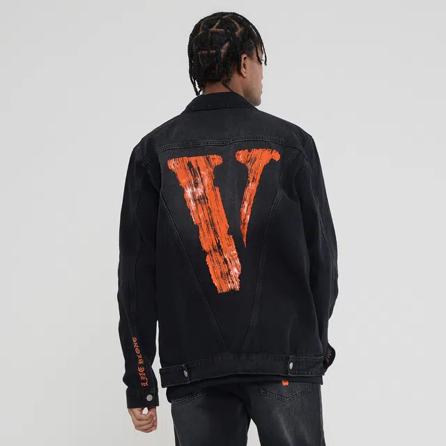 VLONE VLogo
