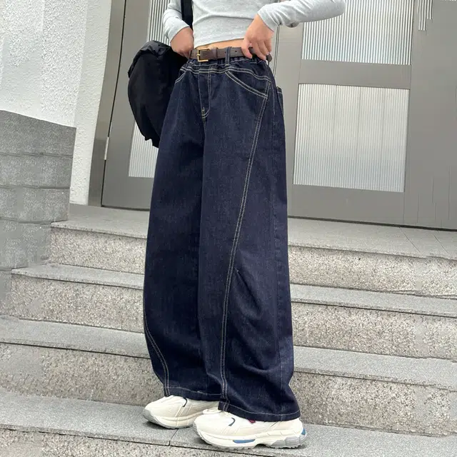 黑恐龙 牛仔裤 宽松初中生秋季阔腿裤