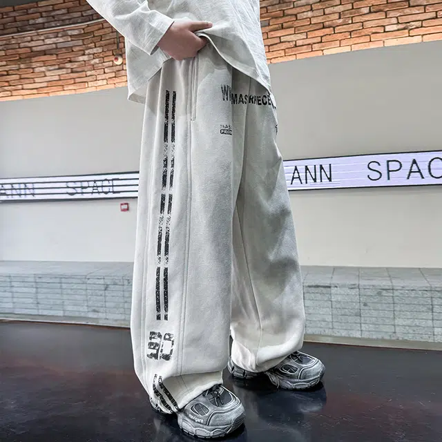 黑恐龙牛仔裤 春秋款中大童春季宽松韩版长裤 青少年