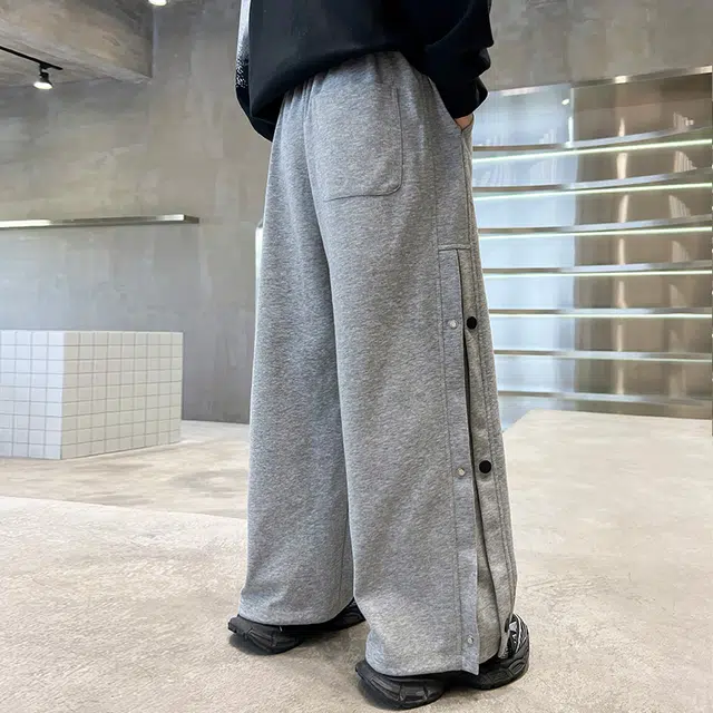 黑恐龙牛仔裤 简约春季卫裤男孩