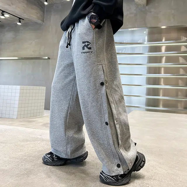 黑恐龙牛仔裤 简约春季卫裤男孩