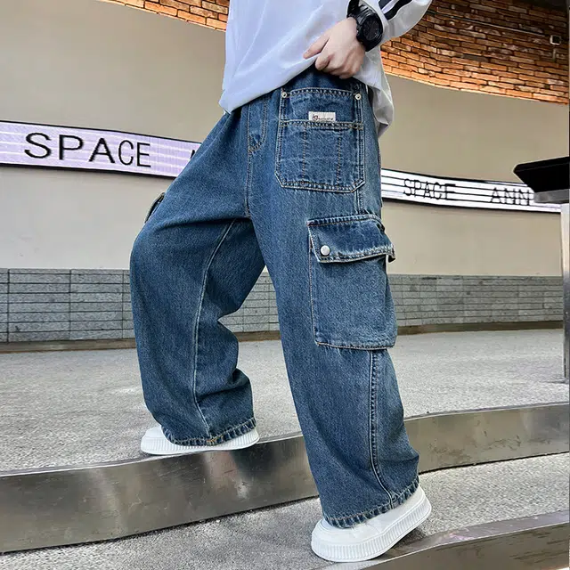 黑恐龙牛仔裤 男童秋季时髦酷帅工装长裤