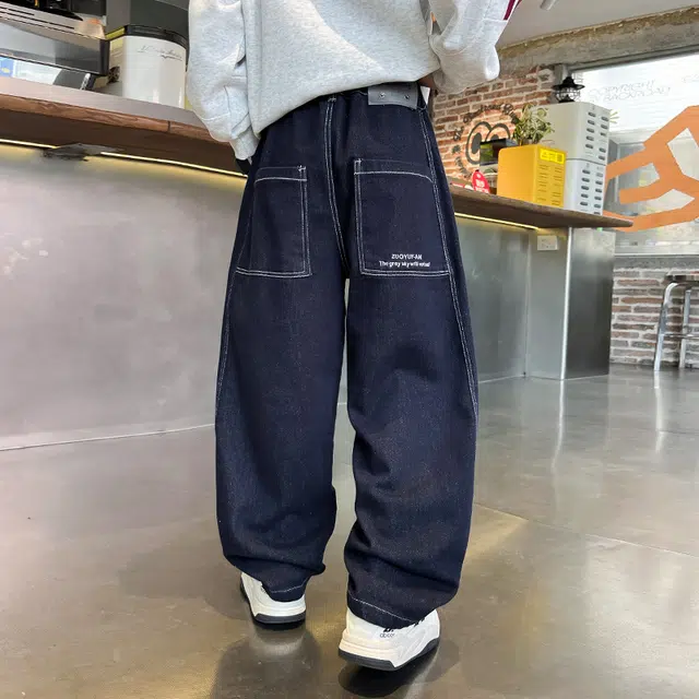 黑恐龙牛仔裤 男童秋季时髦纯色极简百搭长裤